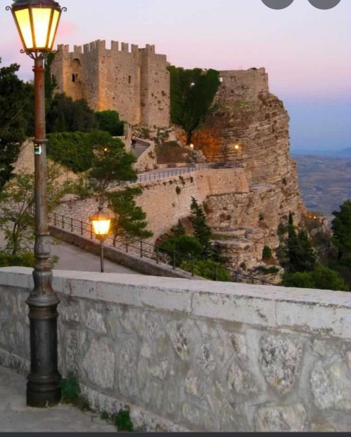 Casa Vacanze Dorotea Villa Valderice Esterno foto